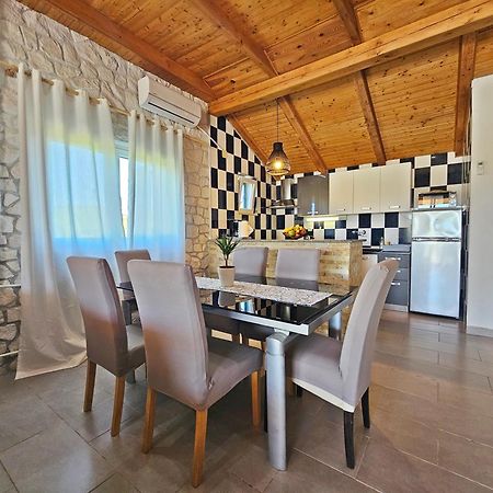 Flamingo - House With Private Pool Villa Gornji Seget Bagian luar foto