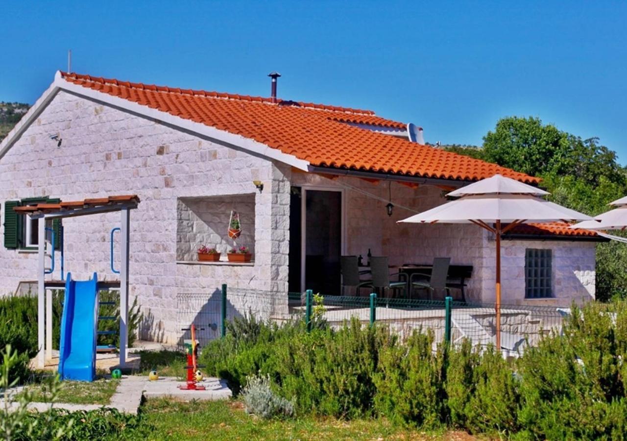 Flamingo - House With Private Pool Villa Gornji Seget Bagian luar foto