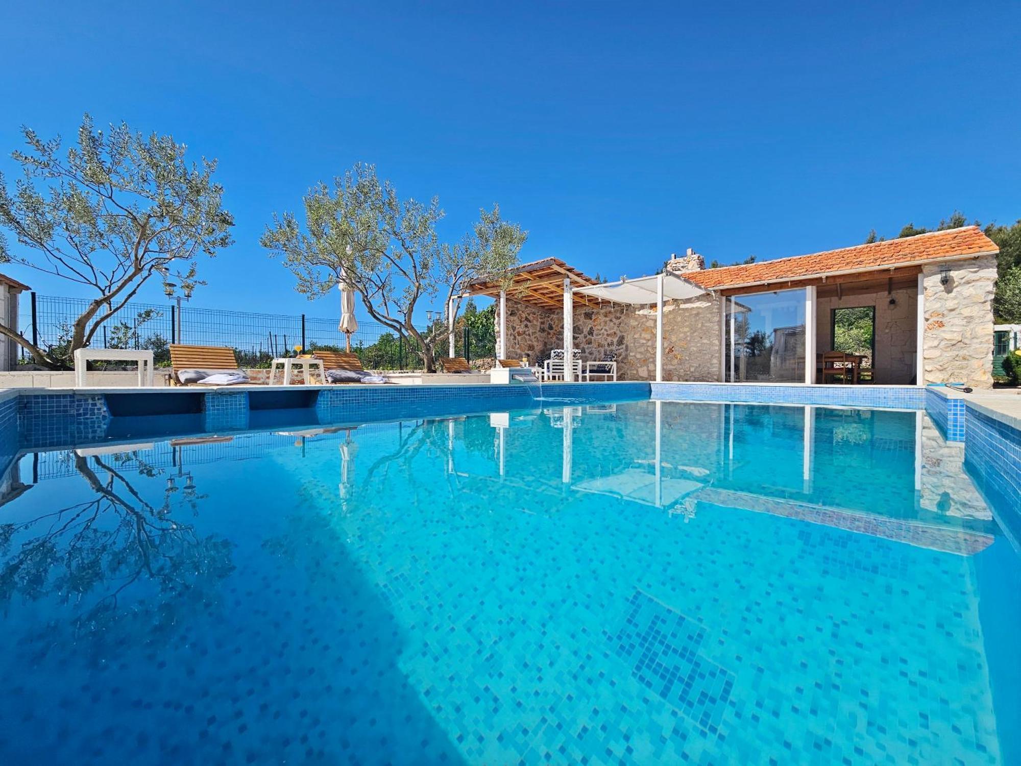 Flamingo - House With Private Pool Villa Gornji Seget Bagian luar foto