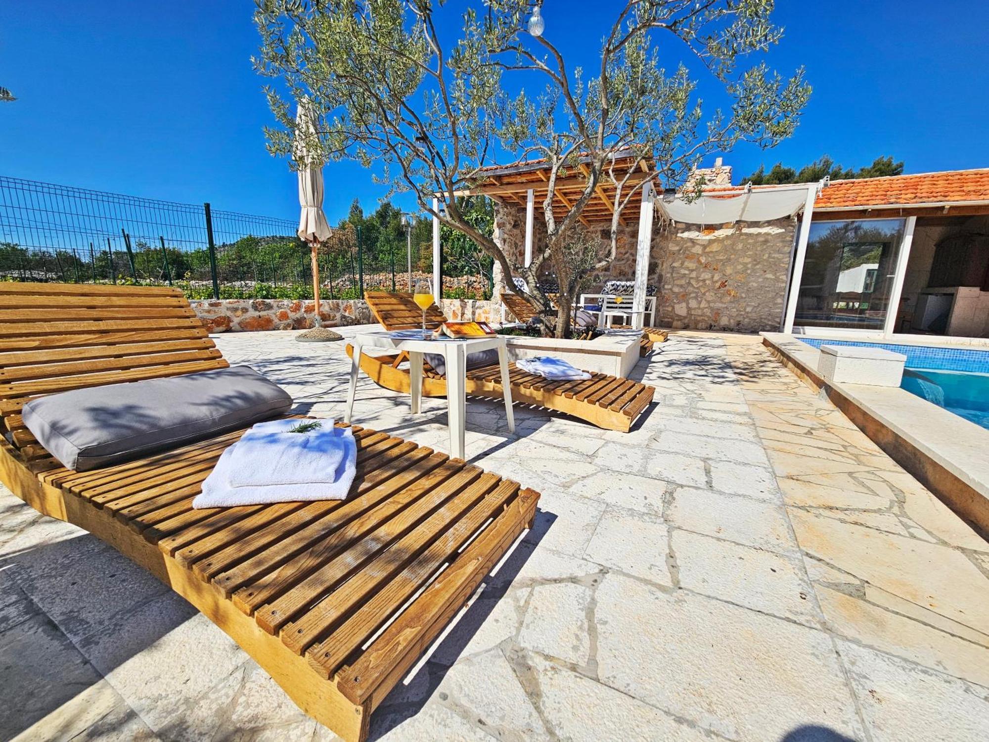 Flamingo - House With Private Pool Villa Gornji Seget Bagian luar foto