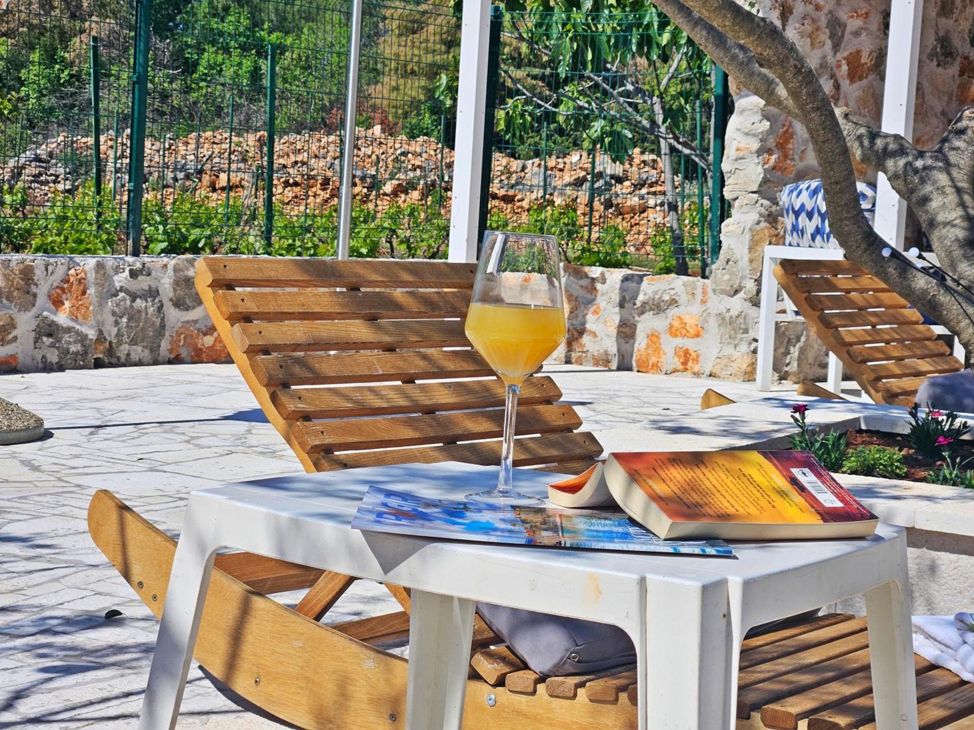 Flamingo - House With Private Pool Villa Gornji Seget Bagian luar foto